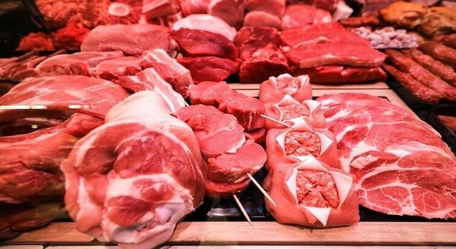 لحوم مختلفة